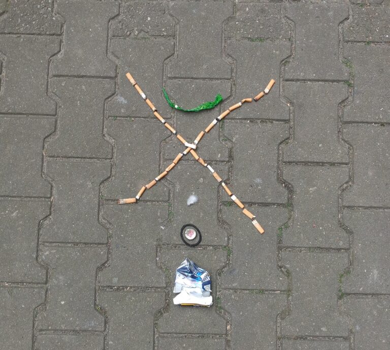 Zigarettenkreuz